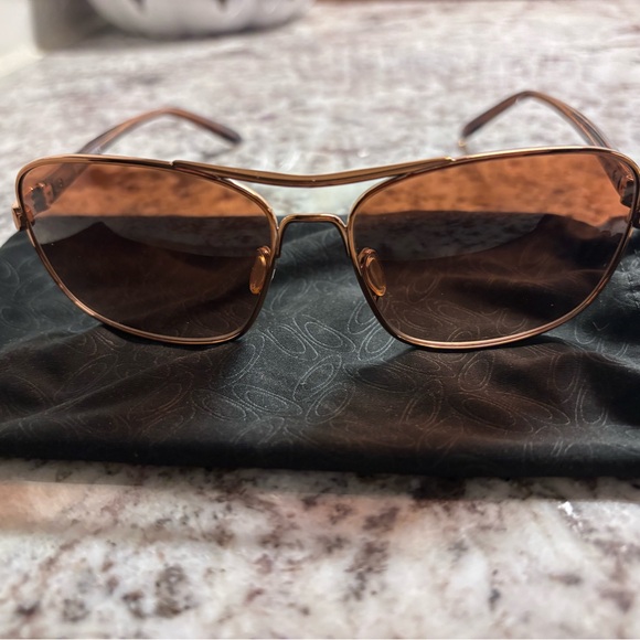 Oakley Women's Sunglasses - Rose Gold Frame with Black Lenses - Picture 4 of 4